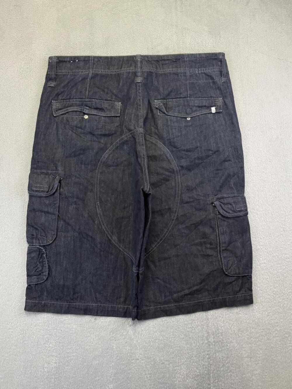 Y2K Rocawear Black Denim Shorts w/ Cool Design
